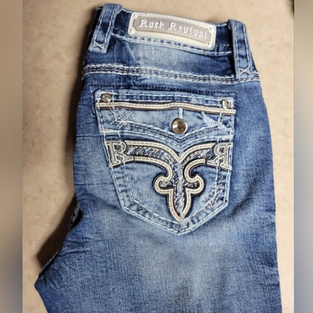 Rock Revival Gently used women size 27 katydid mid rise skinny